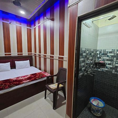 Ramlala Paying Guest House Stay Just 100M From Saryu Ghat, Ayodhya Esterno foto
