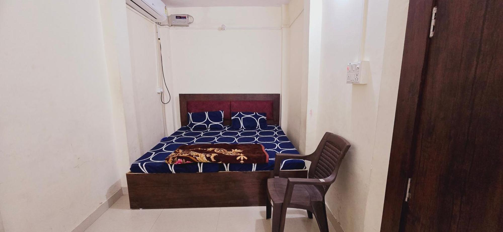 Ramlala Paying Guest House Stay Just 100M From Saryu Ghat, Ayodhya Esterno foto