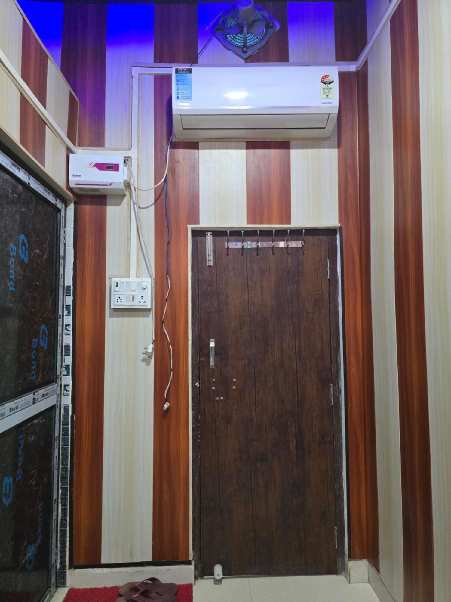 Ramlala Paying Guest House Stay Just 100M From Saryu Ghat, Ayodhya Esterno foto
